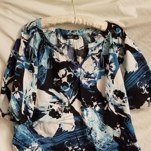 Scoop neck blouse with cut out neck detail